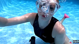 Underwater Wetsuit & Mask Fetish Filling, Bubbles & Breath Control