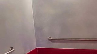 Layladeline Gets Doggy Fuck In Bathtub Onlyfans Video