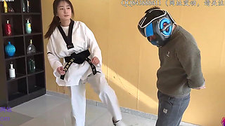 176cm, 78kg Karate Girlfriend Powerful Kick, Round 1