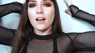 Domino Faye Fucking-the-Goth-Chick-outside-the-Club-in-Dutch