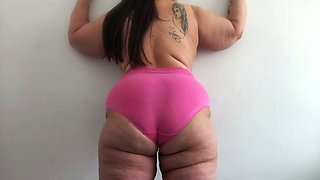Stepmother Invites Gym Trainer Instructor for Hot Oil Body Rub Naked After Gym Close up