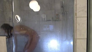 Amateur super hot brunette masturbating 3 mp4