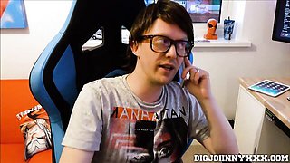 Pin-up Valentina and Big's babysitter action