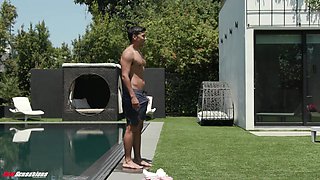 Passionate cocksucking, doggystyle, squrting and sexual ridding became the basis for a lasting union of two beautiful people