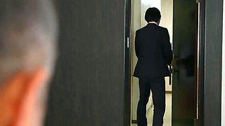 Married Secretary, Sweat And Kissing In The CEO's Office -