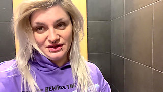 Gym Girl Public Toilet Pissing