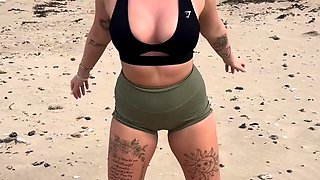 An awesome blond woman with big boobs part1