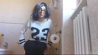 Best Toilet Sexy Sessions with Savannah