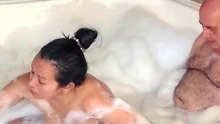 Hot Wet Massage with Garabas and Olga