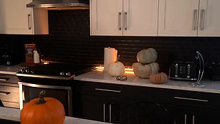 Brunette Solo Webcam Masturbation