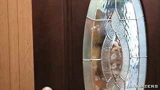 Kira Noir and Isa Bella are enjoying interracial dick-riding so much