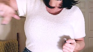 Big boobs milf masturbates with her dildo