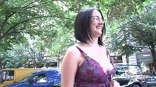 Angel Bay Craves Double Penetration Threesome