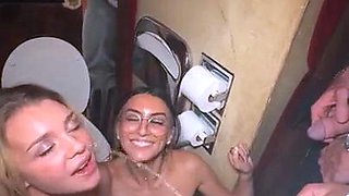 Gabbie Carter Enjoys Passionate Golden Showers With Cumshot
