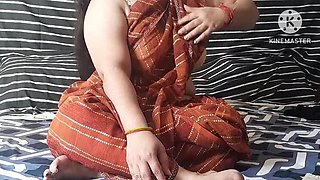 Bhabhi Calls Massage Man For Hindi Sex Fun - Desi Aunty Hard Fuck