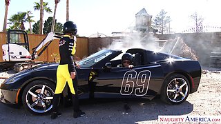 Bombshells Dillion Harper & Karlee Grey are having car issue but have no moolah for a tow - time to improvise!