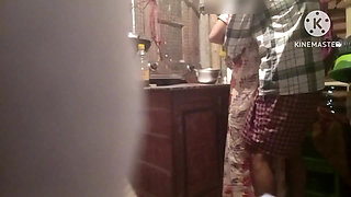 The House Owner Secretly Left the Maid Cool, and Put the Whole Cock in the Mouth