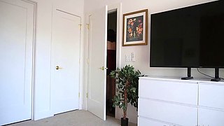 Lilahanne Gets Cum on Her Face After Fucking