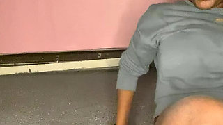 Alliyah Alexia's Pussy Farts ..