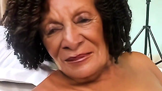 Granny Loves to Watch Porn