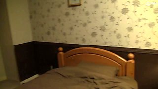 02E2217-Crawling a mature woman boss who became a shared room at night