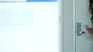 Lovely Amateur teen brunette masturbating outdoor