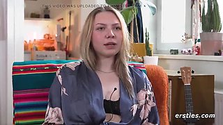 German Amateur Lindsey Cruz Solo Masturbation with Glass Dildo on Kitchen Table