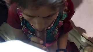 Hot Desi Bhabhi Fuckiing In Kitchen