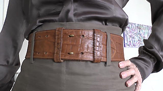 Exciting Belt Fitting with a Linen Skirt, Part 1, Lady Victoria Valente