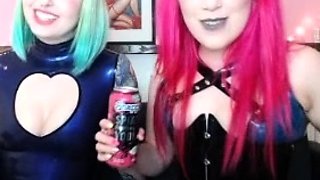Redhead webcam girl turn to real horny on the show