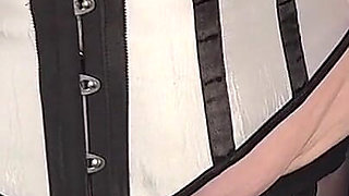 Vgq9 Aunty Sandra in a Basque