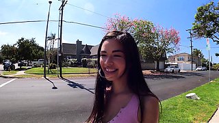 Brunette Amateur Fucked And Taking Facial Outdoors In Public