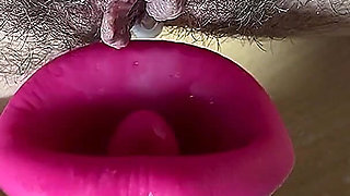 Crazy Pussy Linking with a Toy Makes Me a Big Squirt!!! Hot Pussy Eating!!!
