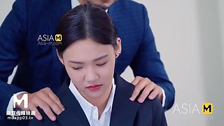 Asian Secretary Interview with Big Cock Boss - Ling Qian Tong Graduation Fetish Porn