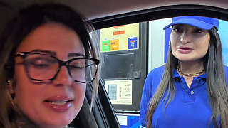 Frenstista Accepted to Give Her Pussy and Got Into the Car When She Took off Her Blouse We Were Surprised and When She Put Her T