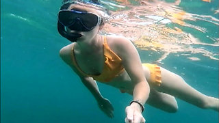 Snorkel Slut: Tight Bikini, Dive Mask & Underwater Fin Tease