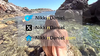 Hot Date with a Sexy Girl Ended in Wild Car Hood Sex