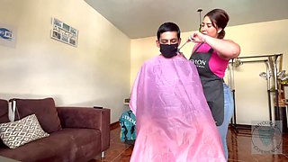 Slutty Latin hairdresser publicly seduced her client with her curvy ass.