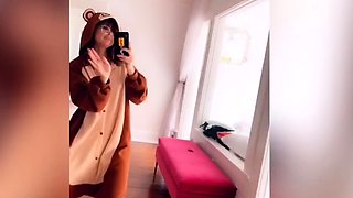 Amateur Teen Dances and Teases Solo on cam