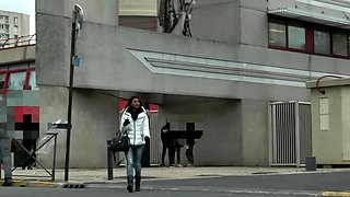 Cute brunette young hookup amateur teen blowjob