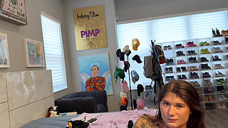 Nerdy Stepsister Gives Stepbro Teddy Tarantino the Best Bjs