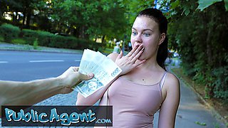 Fetching Kiara's small tits movie