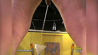 Ggg John Thompson - Wet Blonde Slut Craves Golden Shower Piss Play