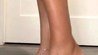 Amateur hands free close up blowjob