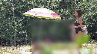 Cruising and Sex on the Beach. Elena De La Vega Has Sex with a Stranger in Public on Fakings