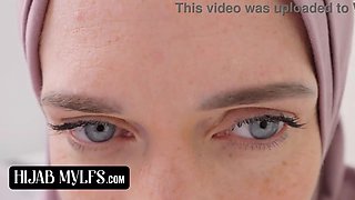 Discreet, Conservative, Married Woman Seeks Companionship From A Random Stud - Hijab MYLFs