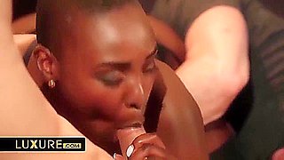 Zaawaadi In Fmm Sex With Tireless From