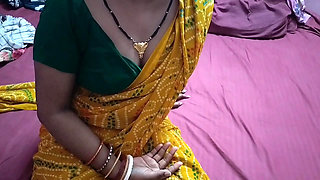 Landlord Aunty seduced a college boy to satisfy her desires