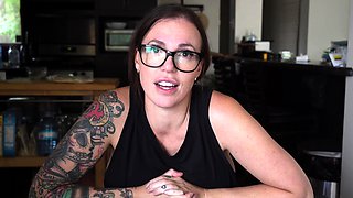 Cute amateur brunette naughty in solo jerking show on camera