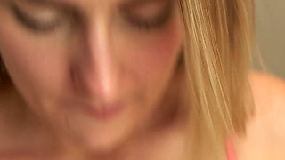 Vika - Pee Collection